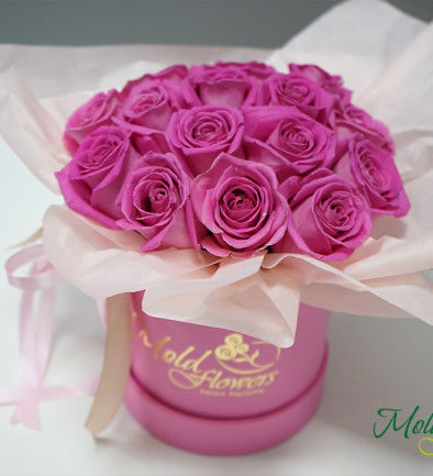 Розовые розы в коробке Фото 394x433